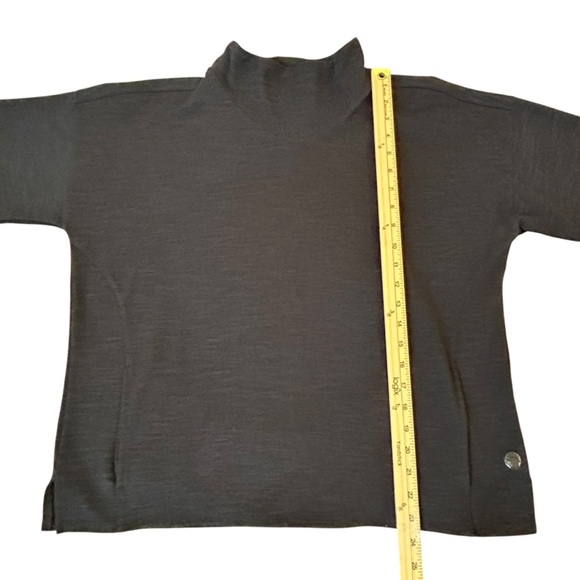 L.L. Bean Black Mock Turtleneck Sweater Size XL With Kangaroo Pockets - Picture 6 of 9